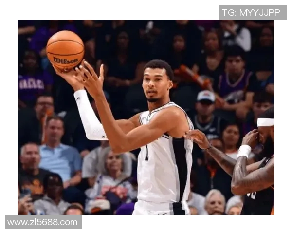 文班亚马法国队首战狂砍27分完胜意大利引发NBA球探热议 文班亚马法国队首战狂砍27分完胜意大利引发NBA球探热议