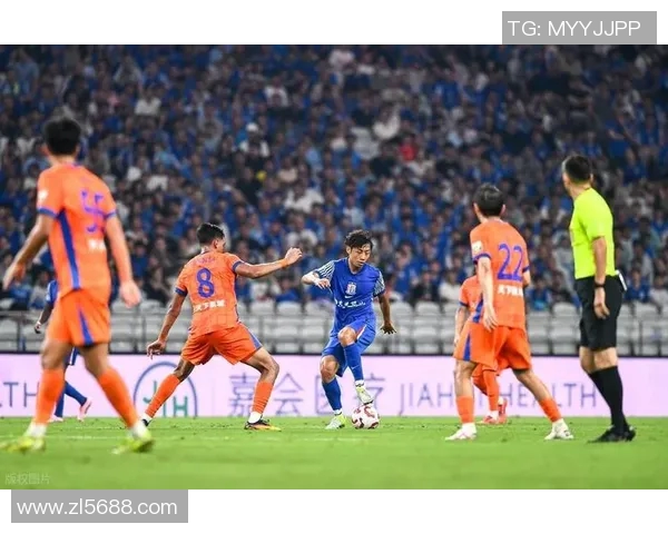 2004年鲁能与申花激战回顾:足球盛宴中的经典对决与历史瞬间 2004年鲁能与申花激战回顾:足球盛宴中的经典对决与历史瞬间