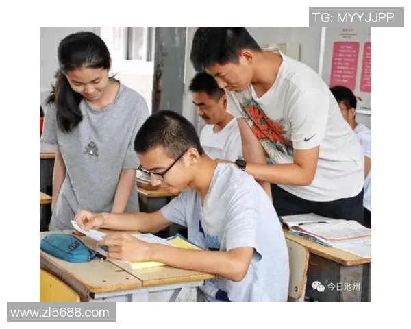 广州飞盘队在城市马拉松中的拼搏历程与梦想追逐 广州飞盘队在城市马拉松中的拼搏历程与梦想追逐