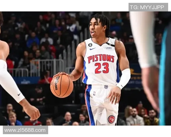 杰登艾维的篮球之路:从新星崛起到NBA赛场的辉煌历程 杰登艾维的篮球之路:从新星崛起到NBA赛场的辉煌历程